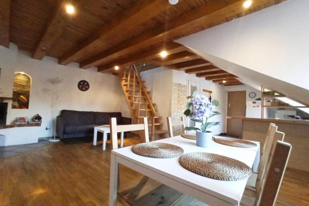 Private Sauna & 4 Bedrooms Old Town Rooftop Apartment VNO Dış mekan fotoğraf